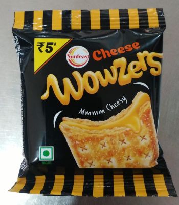 SUNFEAST CHEESE WOWZERS 384GM BISCUIT