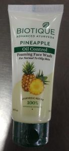 BIOTIQUE FACEWASH PINEAPPLE 50ML