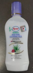 AYUR CLEANSING MILK 100ML
